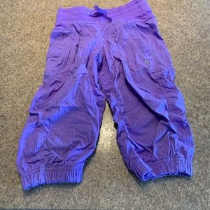Ivviva capris size 4